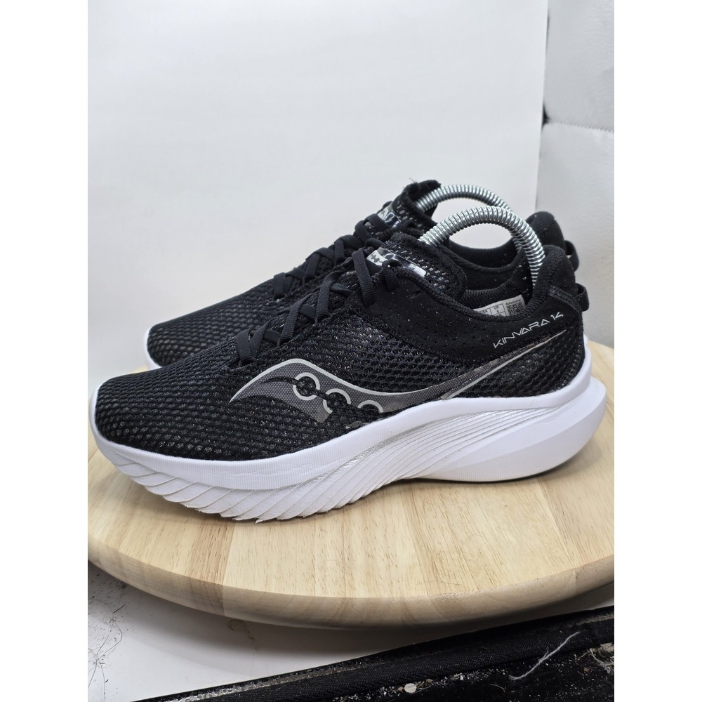 Womens 8 W - Saucony S10824-05 Black/White Kinvara 14 Sneakers, Running Shoes
